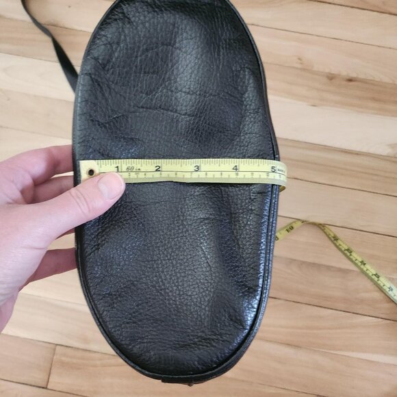 LONGCHAMP leather bucket bag. Excellent condition! - Picture 7 of 8